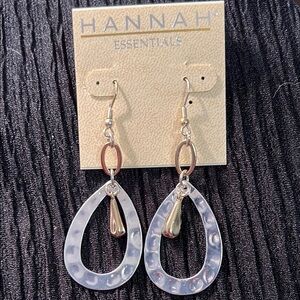 3/$15 Hannah Essentials Silver Teardrop Earrings Lot 598